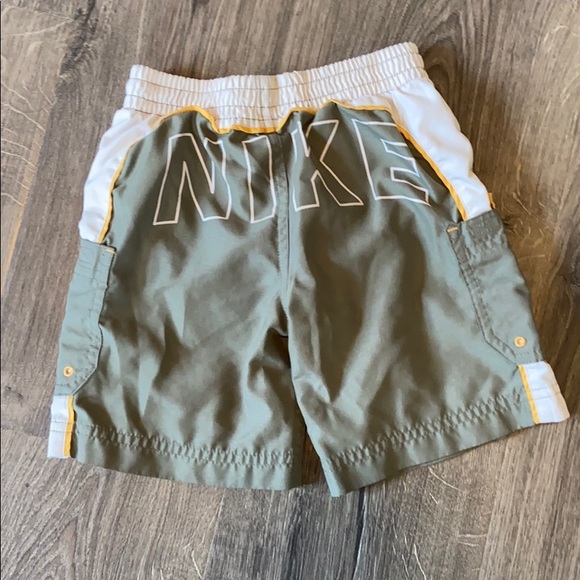 3 boys bathing suits - Picture 7 of 7